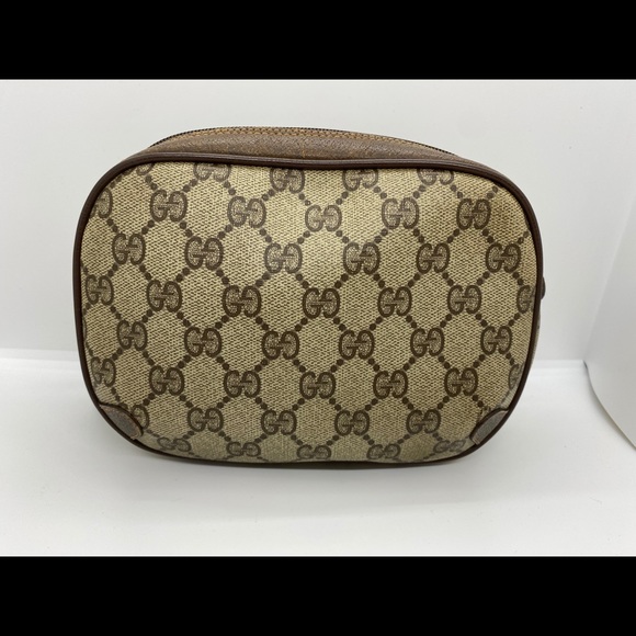 Gucci Supreme Round Crossbody - Picture 2 of 16